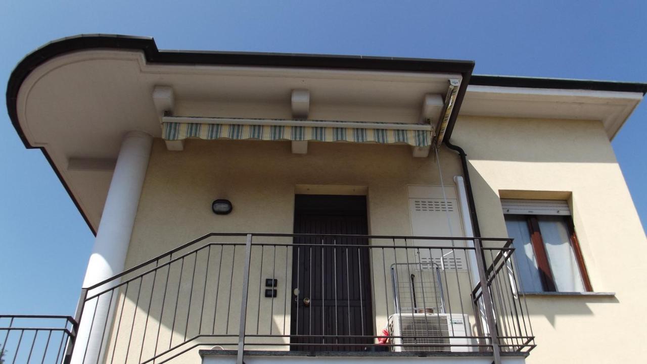Yellow House Cir 12040 Cassano Magnago Екстер'єр фото